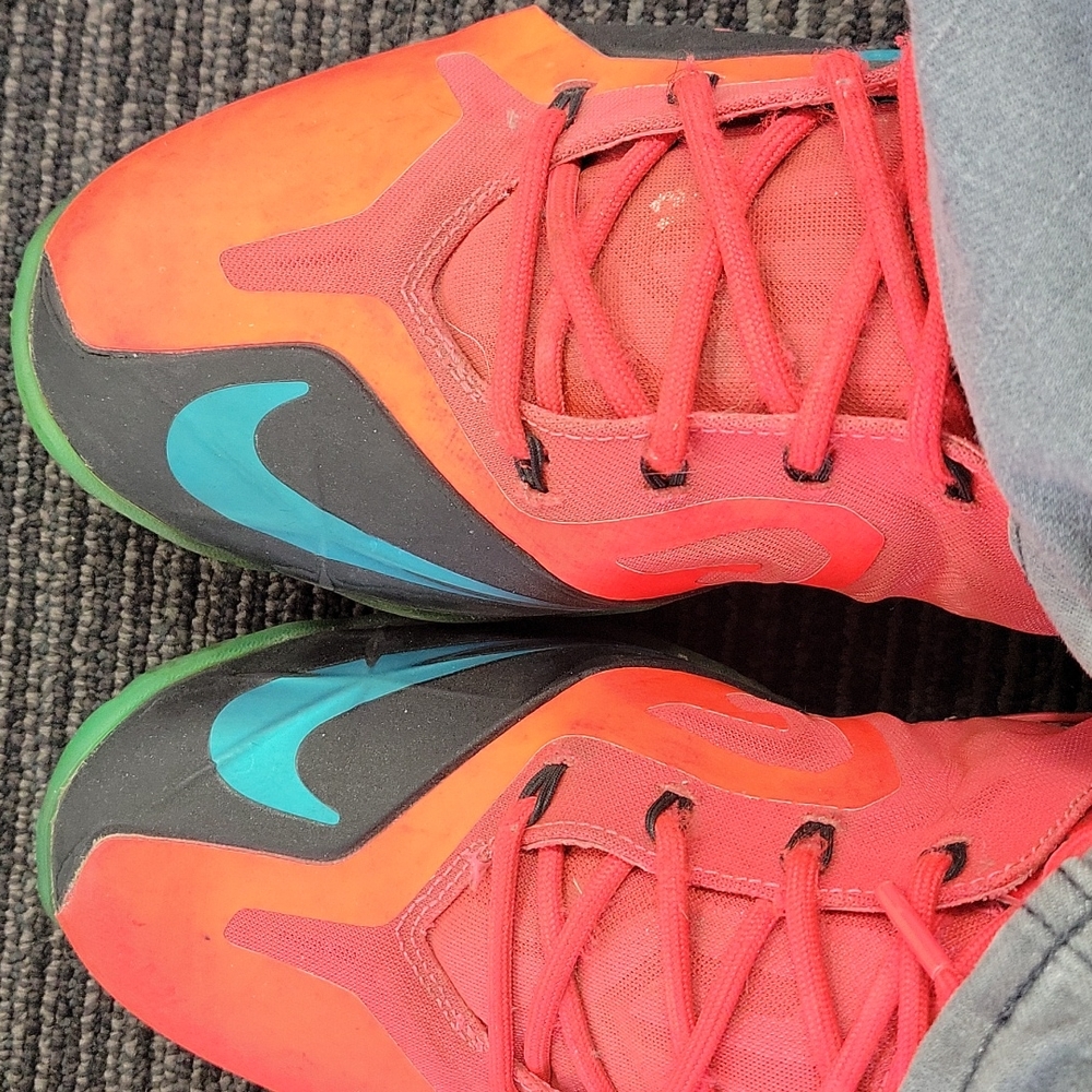 Nike LeBron 11 Elite Hero